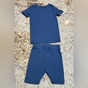 Old Navy pajamas 3T never worn